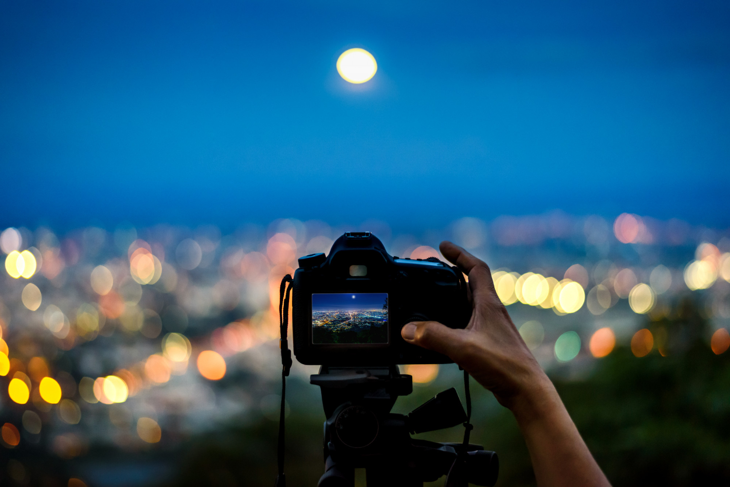 เทคนิคถ่ายภาพในช่วงเวลากลางคืนให้สวย